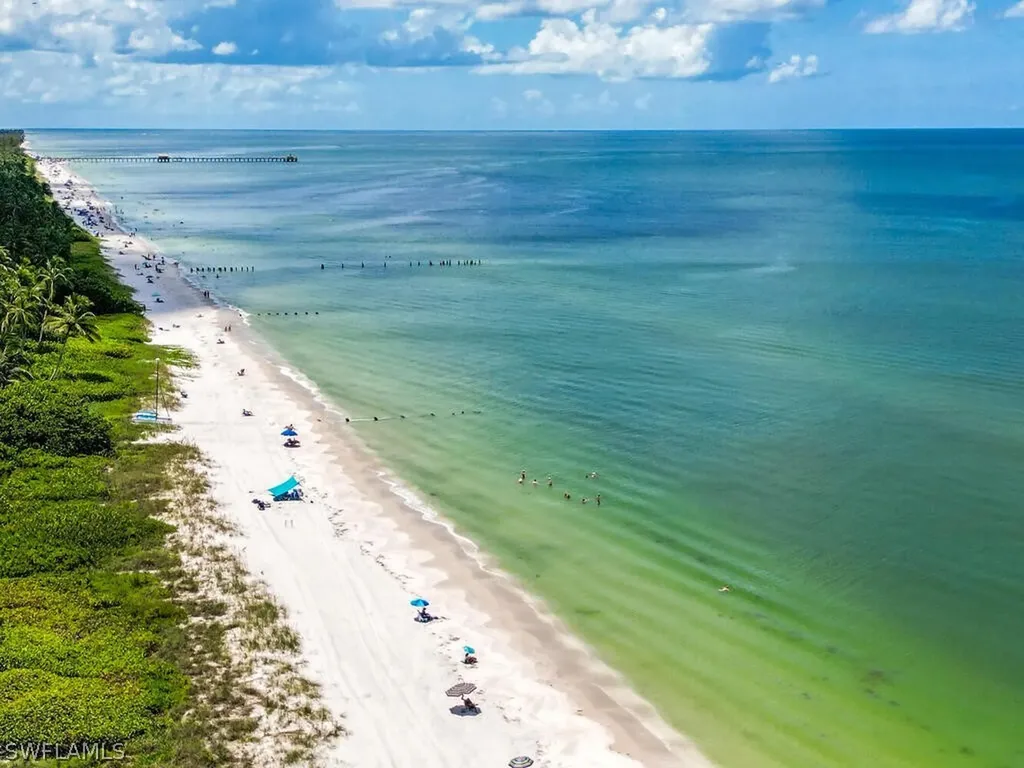 285 Central Avenue Naples FL 34102