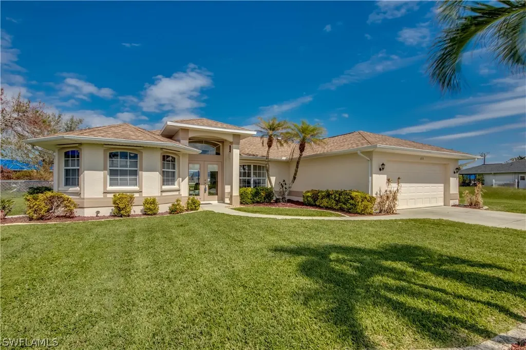 213 SW 39th Street Cape Coral FL 33914