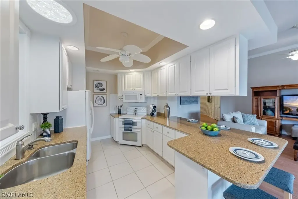 4772 Martinique Way Naples FL 34119