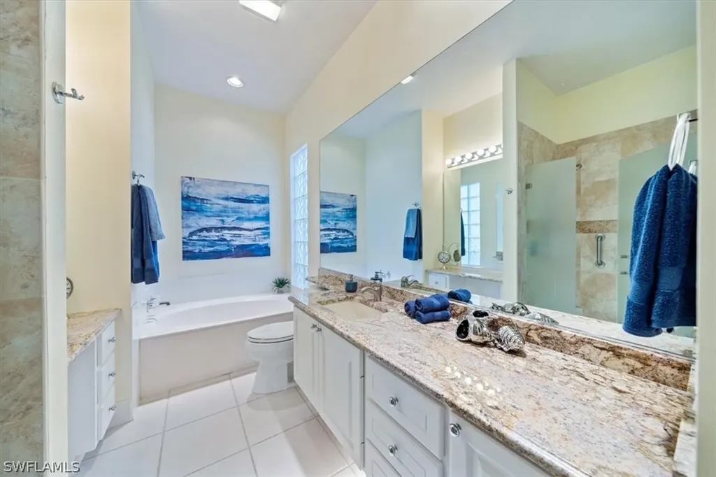 4772 Martinique Way Naples FL 34119