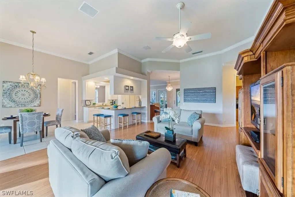 4772 Martinique Way Naples FL 34119