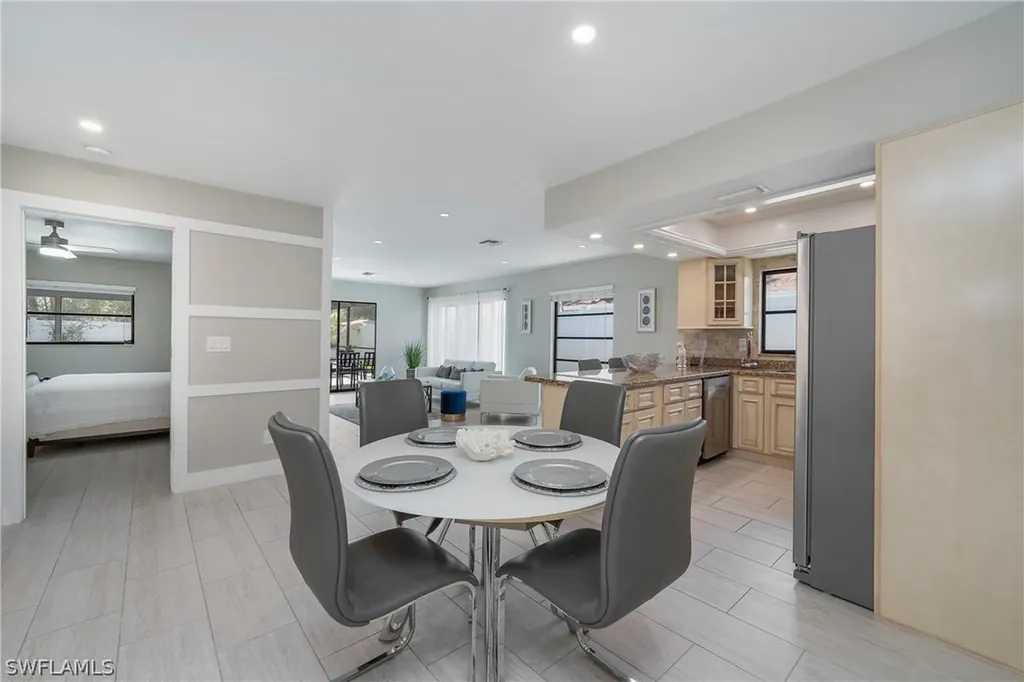 750 99th Avenue N Naples FL 34108