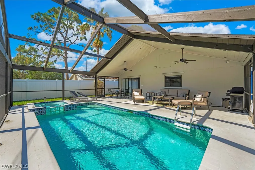 750 99th Avenue N Naples FL 34108