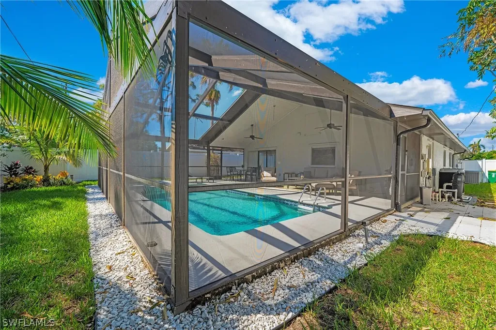750 99th Avenue N Naples FL 34108