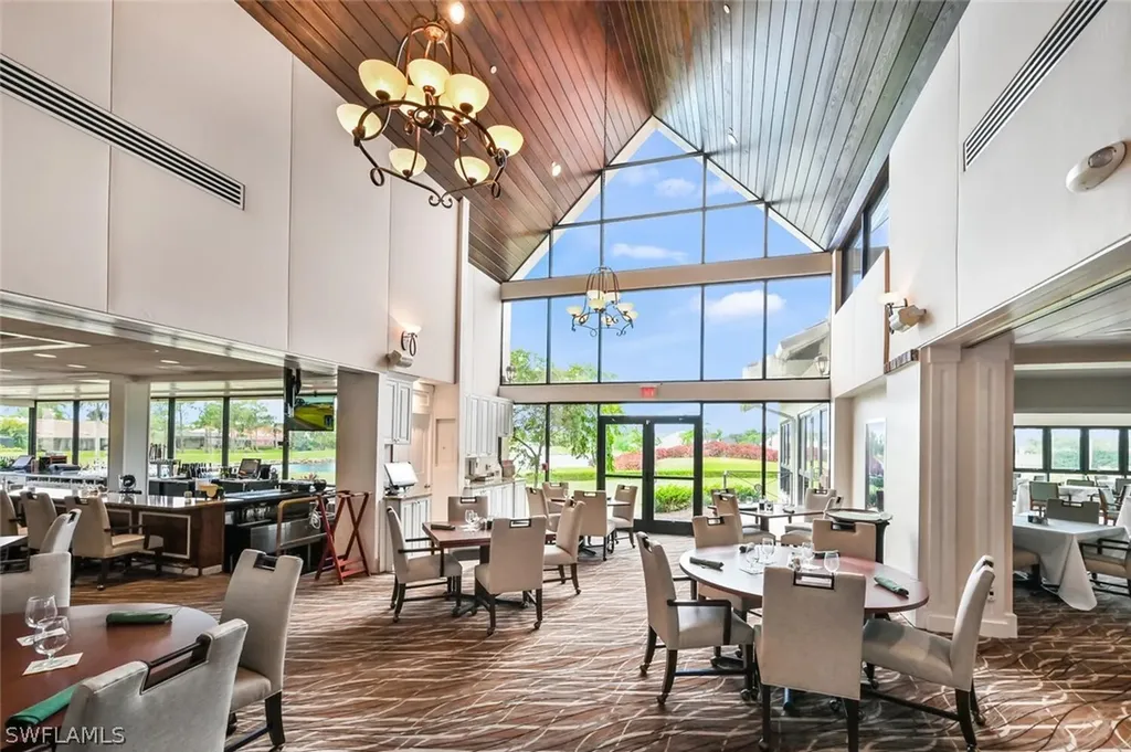 7340 Glenmoor Lane Naples FL 34104