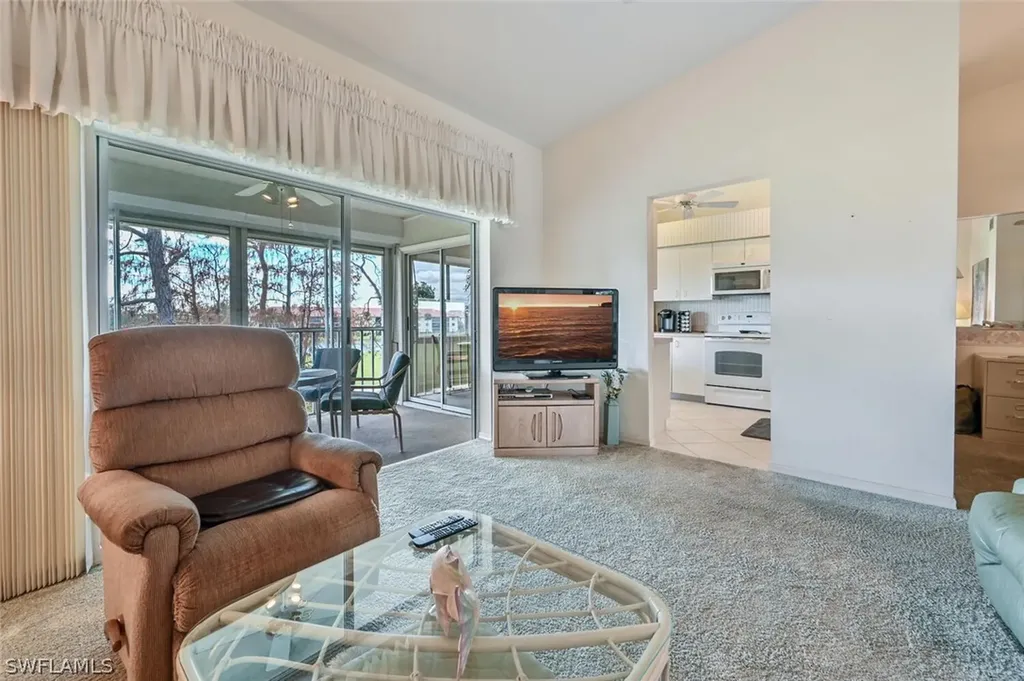 7340 Glenmoor Lane Naples FL 34104