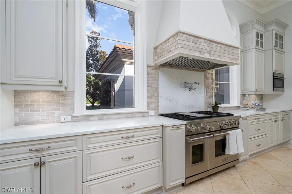15303 Corsini Lane Naples FL 34110