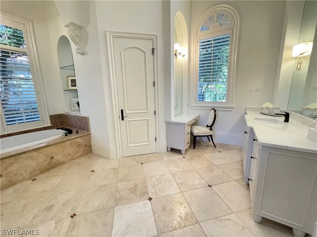 15303 Corsini Lane Naples FL 34110