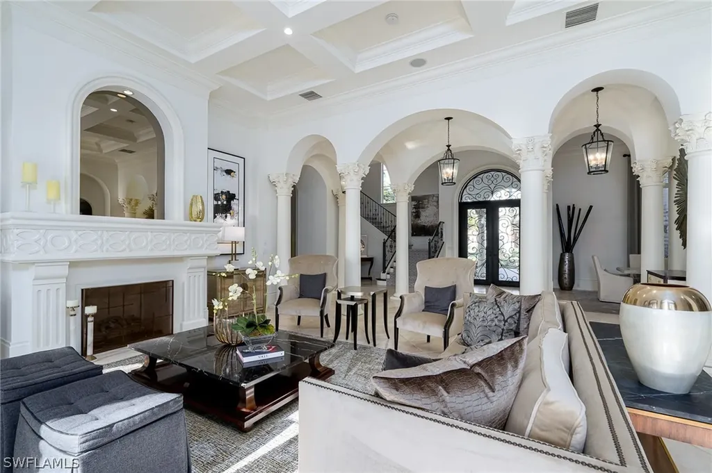 15303 Corsini Lane Naples FL 34110