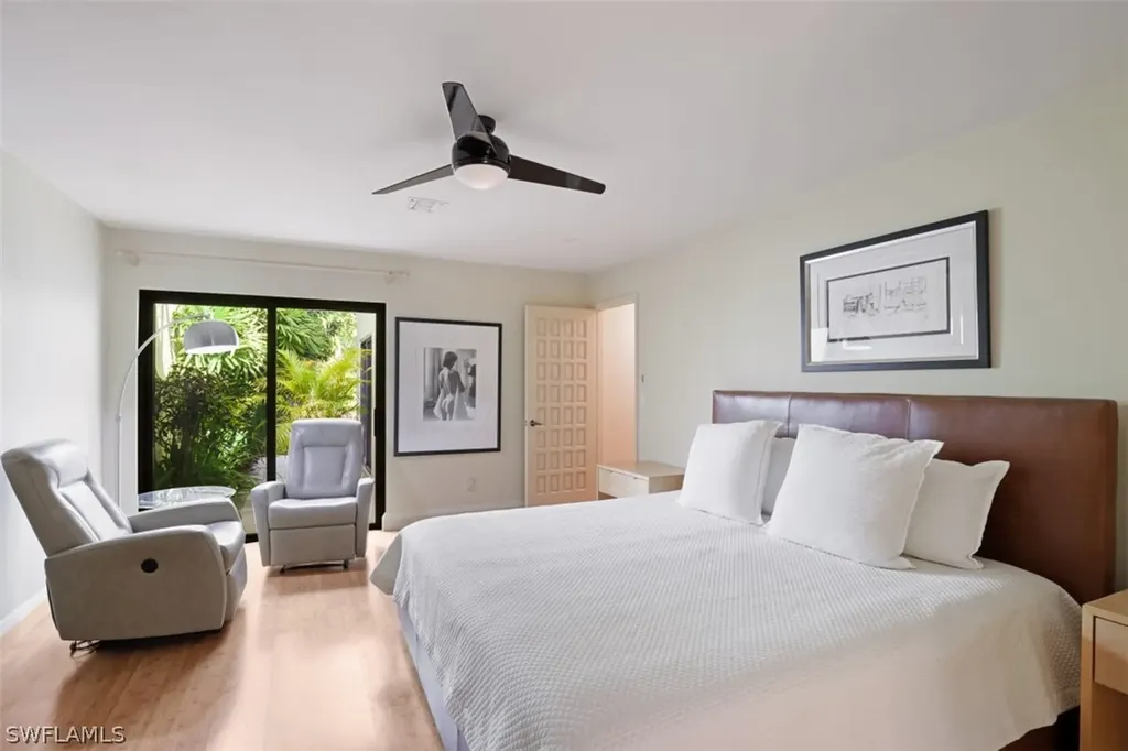 49 Las Brisas Way Naples FL 34108