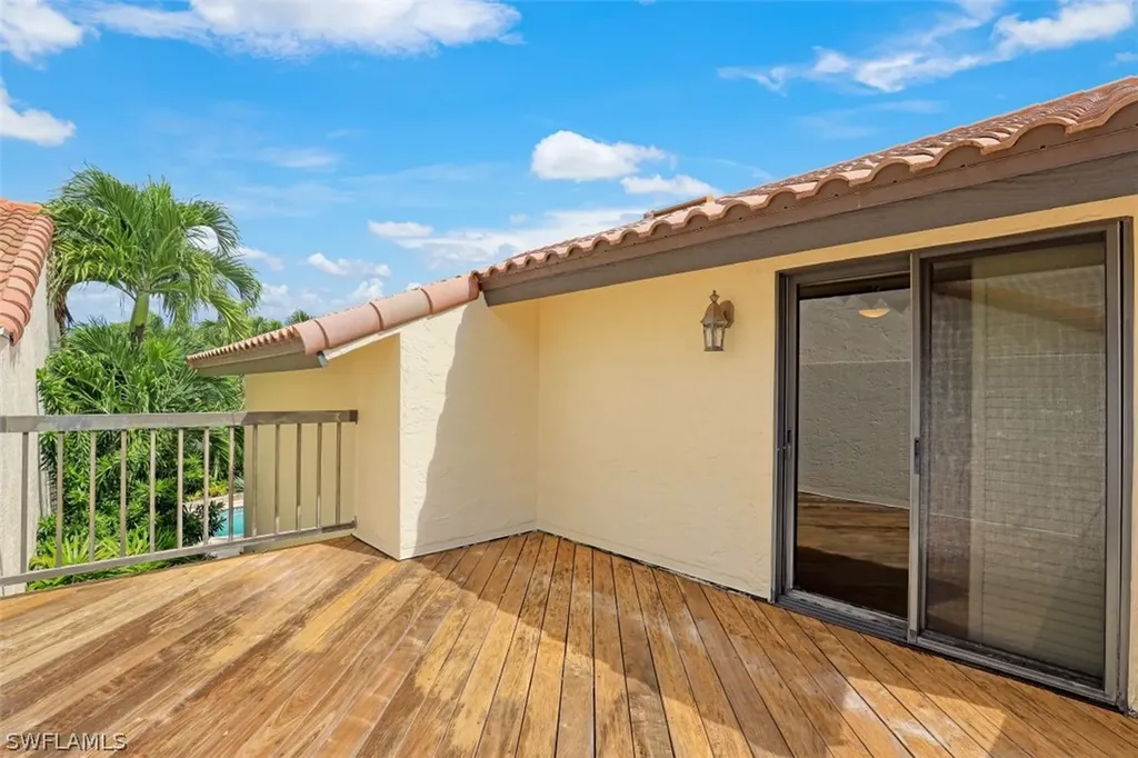 49 Las Brisas Way Naples FL 34108
