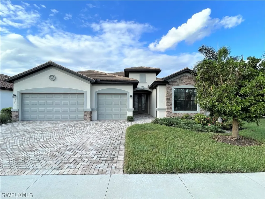 9353 Glenforest Drive Naples FL 34120