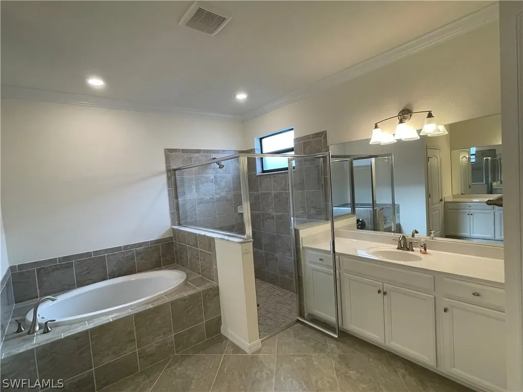 9353 Glenforest Drive Naples FL 34120