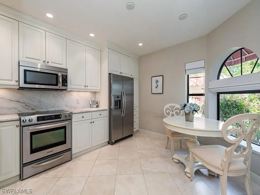 567 Serendipity Drive Naples FL 34108