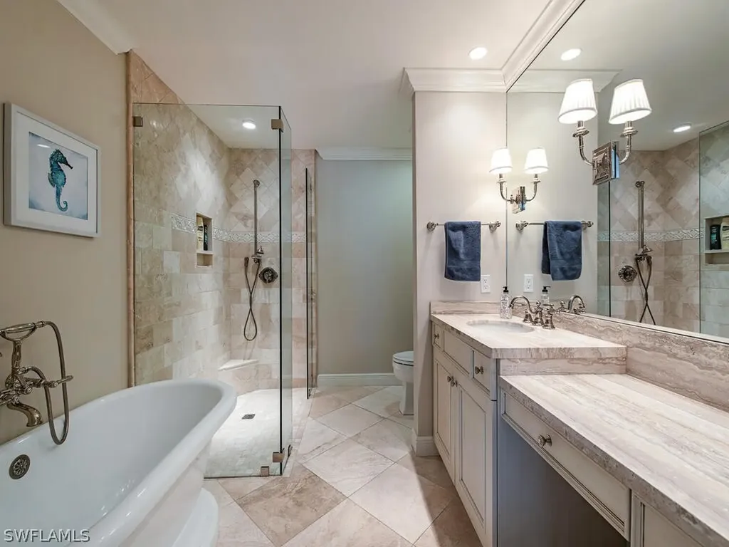 567 Serendipity Drive Naples FL 34108