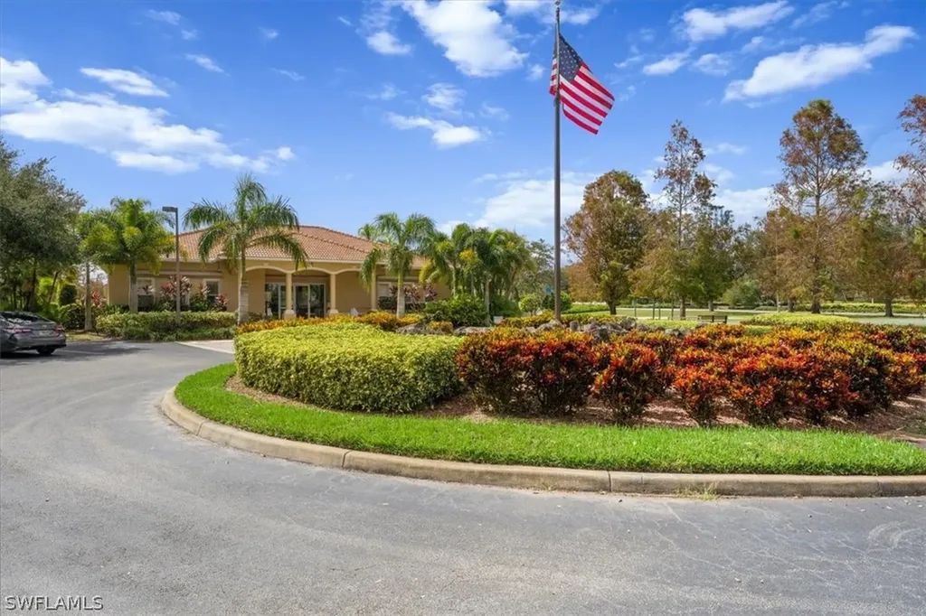 824 Grand Rapids Boulevard Naples FL 34120