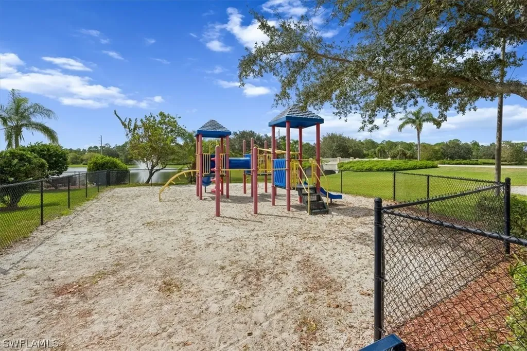 824 Grand Rapids Boulevard Naples FL 34120