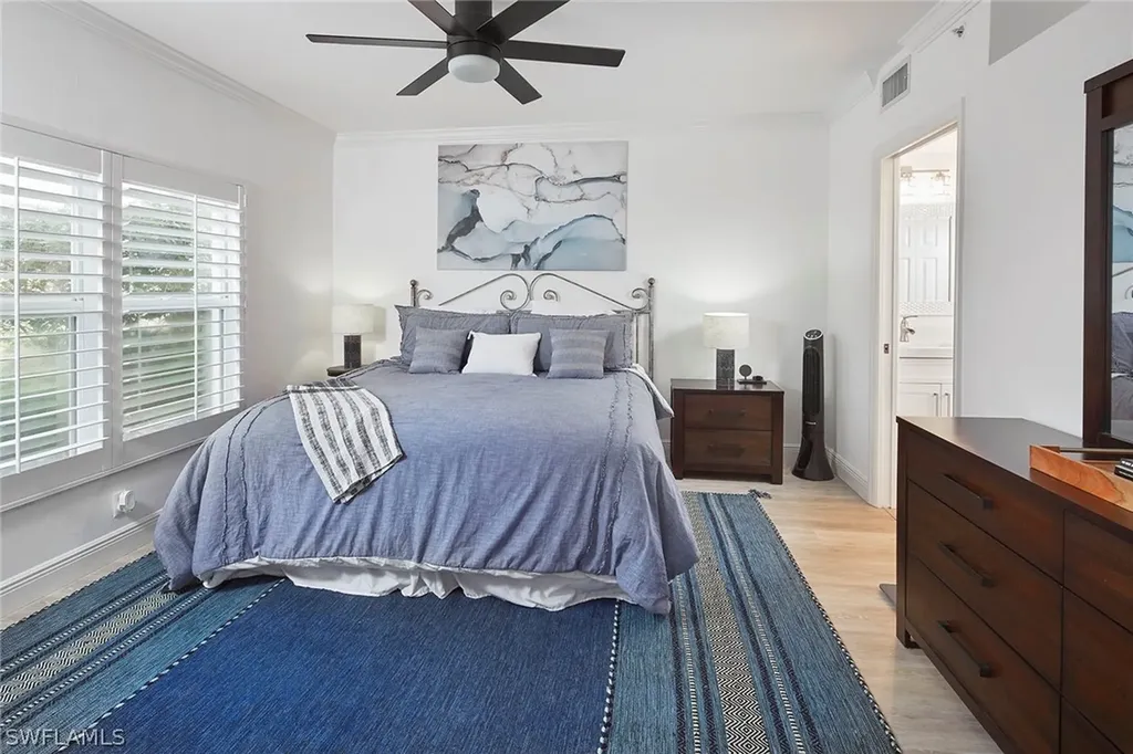 5060 Cedar Springs Drive Naples FL 34110