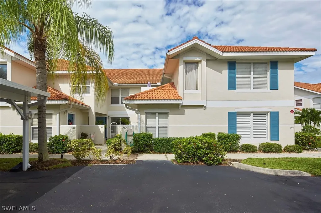 5060 Cedar Springs Drive Naples FL 34110