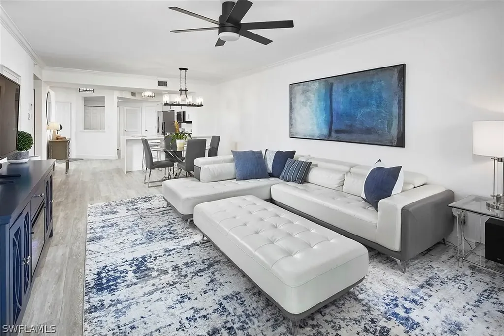 5060 Cedar Springs Drive Naples FL 34110