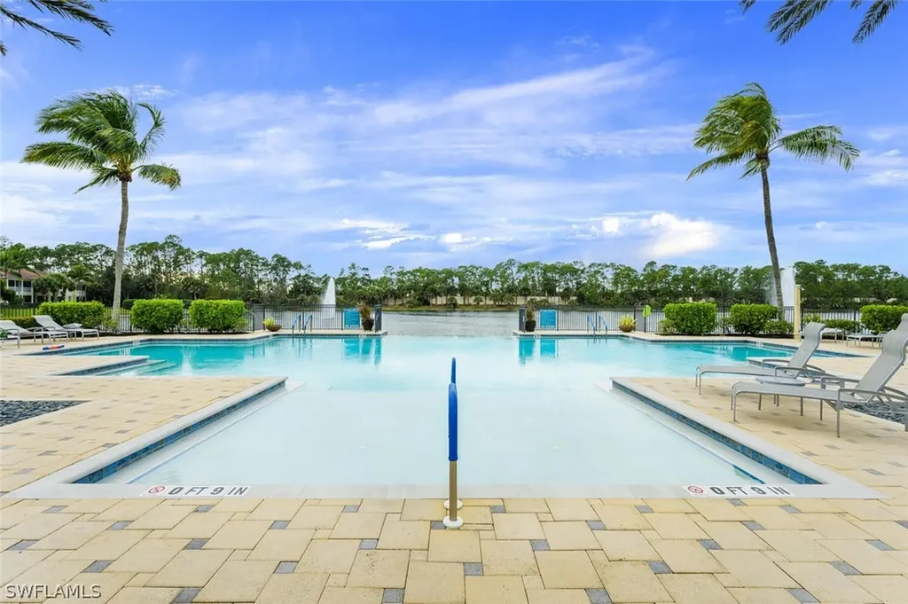 1882 Tarpon Bay Drive S Naples FL 34119