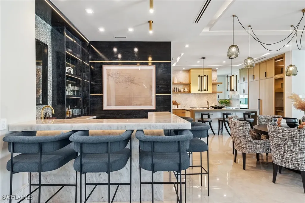 355 Colony Drive Naples FL 34108