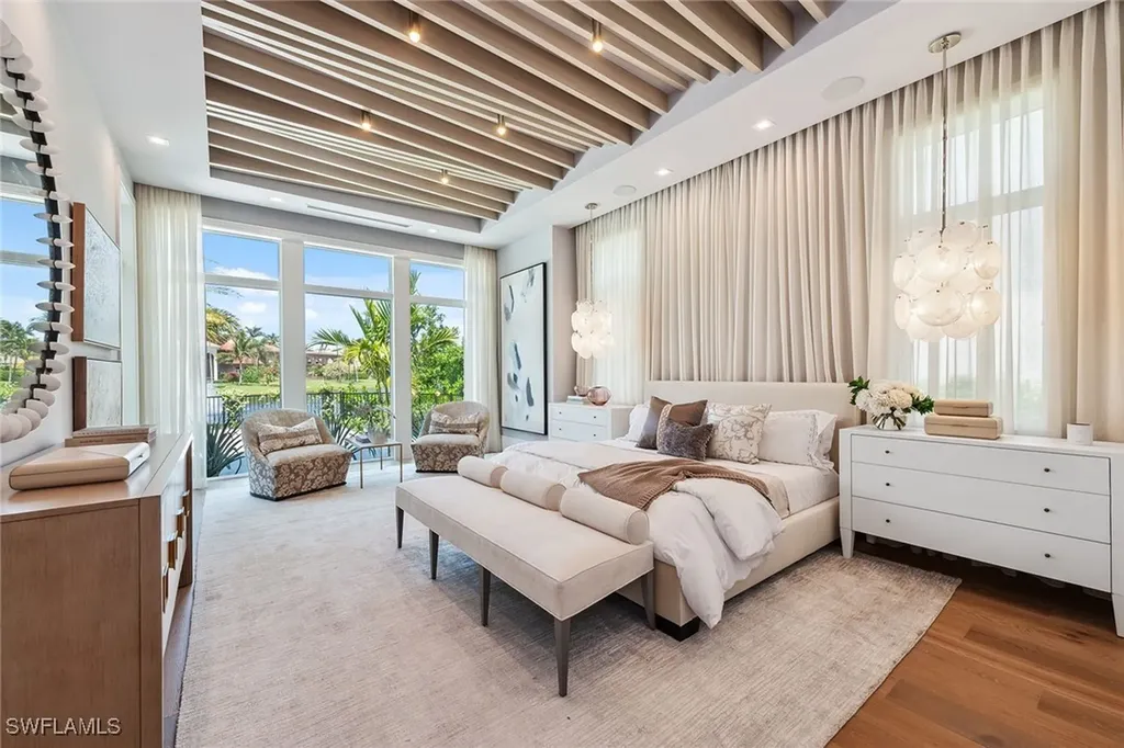 355 Colony Drive Naples FL 34108