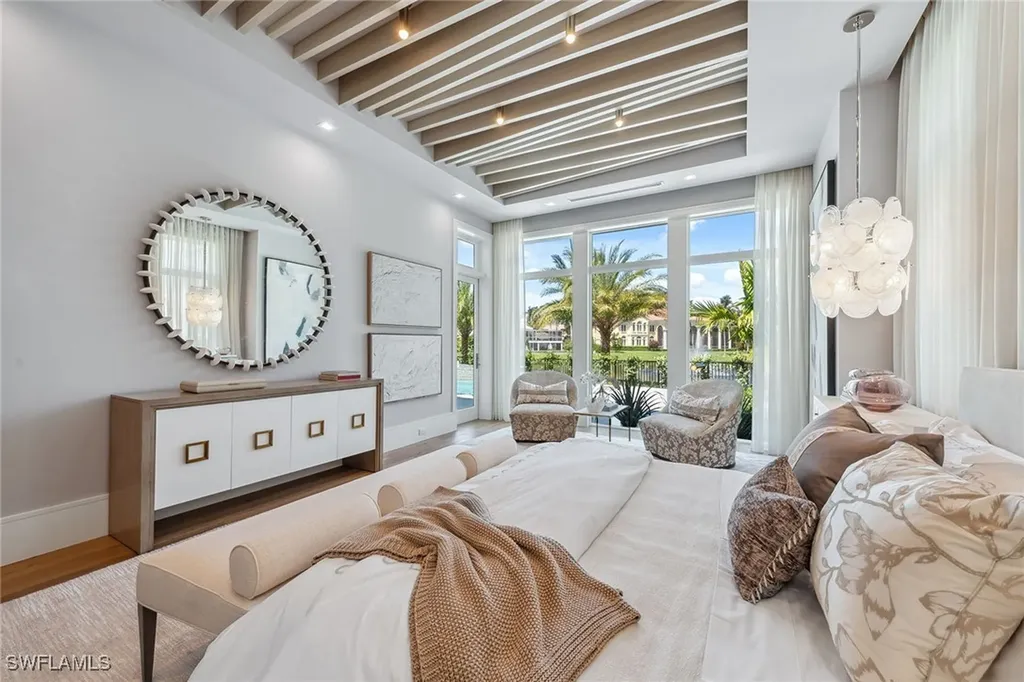 355 Colony Drive Naples FL 34108