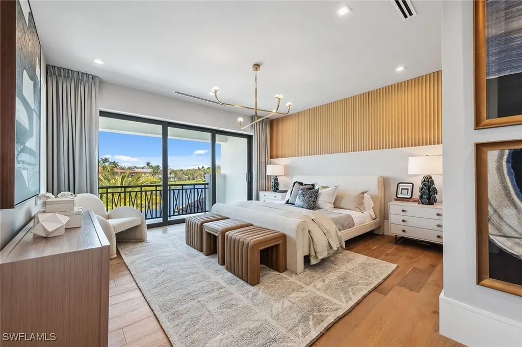 355 Colony Drive Naples FL 34108