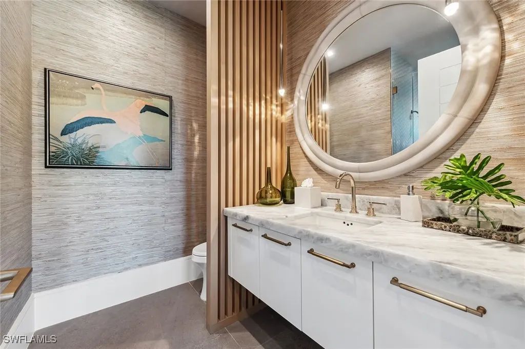 355 Colony Drive Naples FL 34108