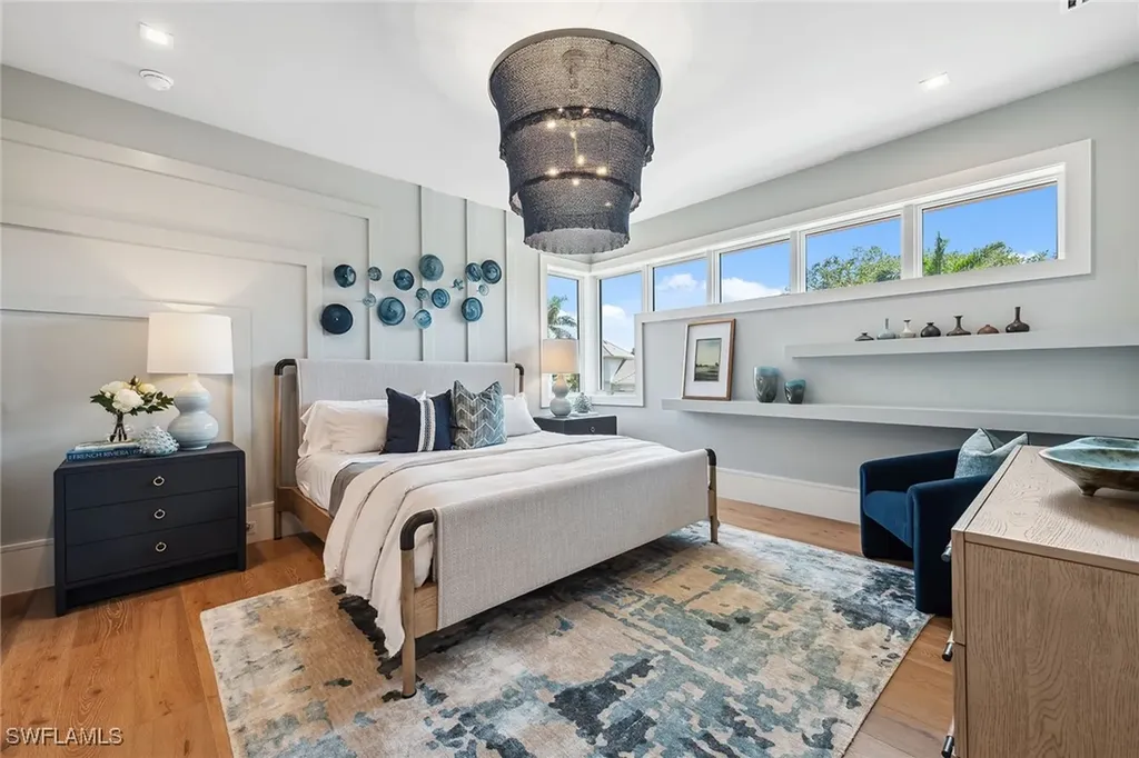 355 Colony Drive Naples FL 34108