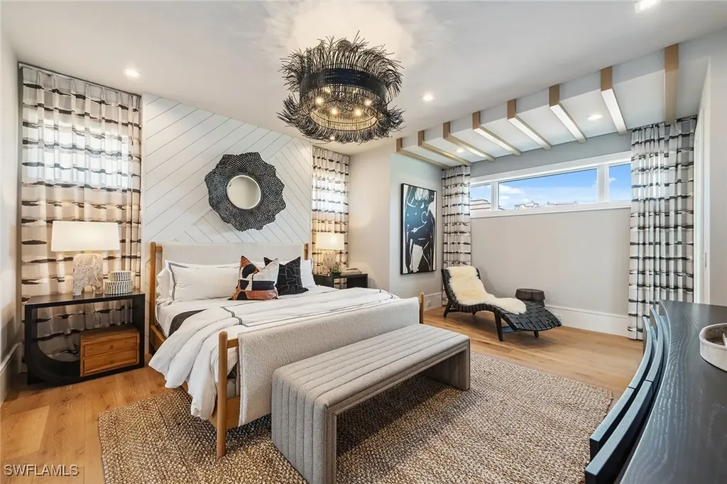 355 Colony Drive Naples FL 34108