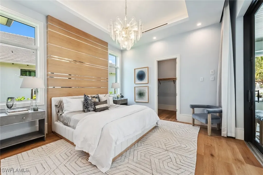 355 Colony Drive Naples FL 34108