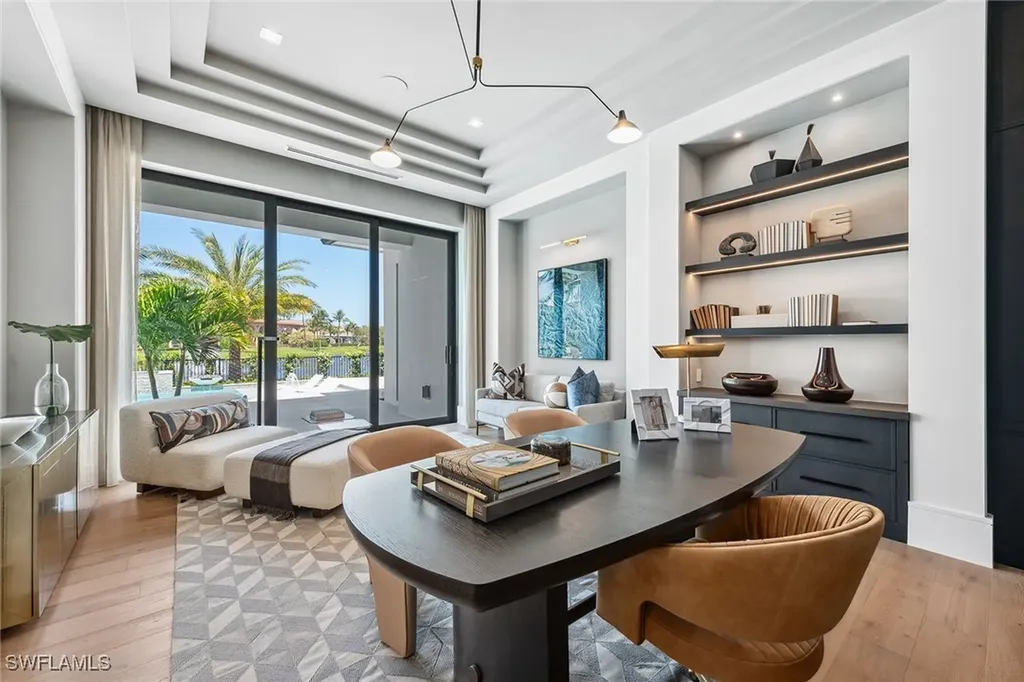 355 Colony Drive Naples FL 34108