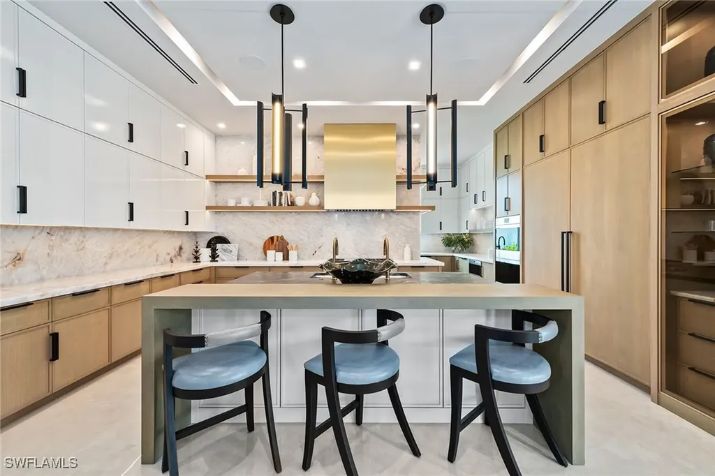 355 Colony Drive Naples FL 34108