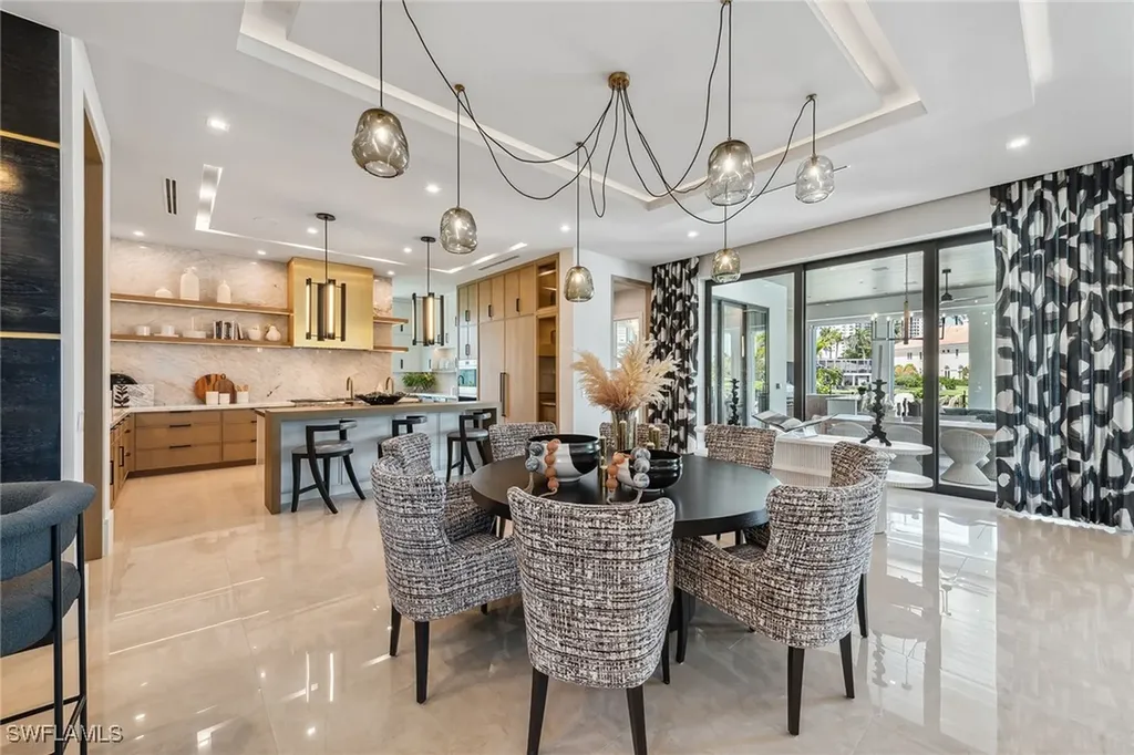 355 Colony Drive Naples FL 34108