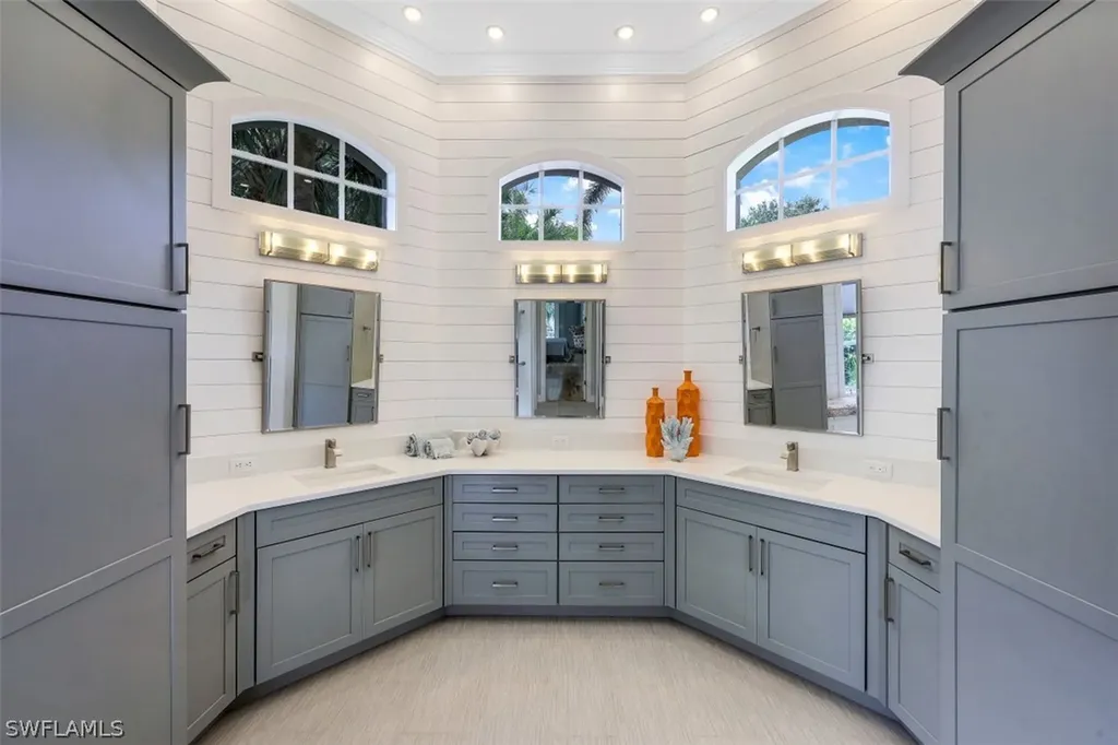 12219 Colliers Reserve Drive Naples FL 34110