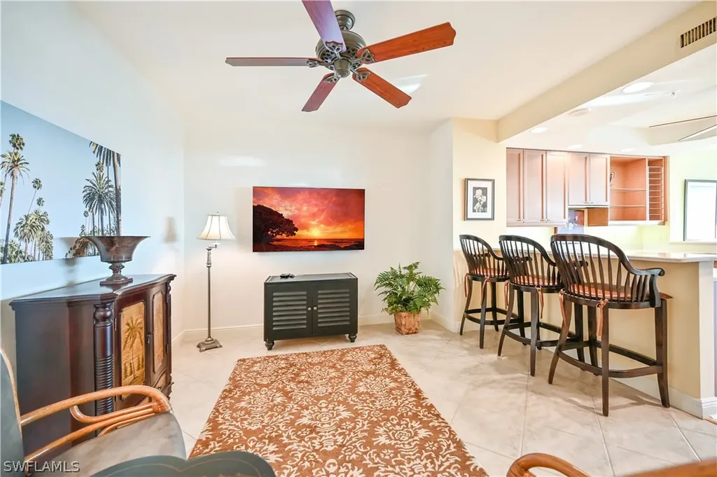 455 Cove Tower Drive Naples FL 34110