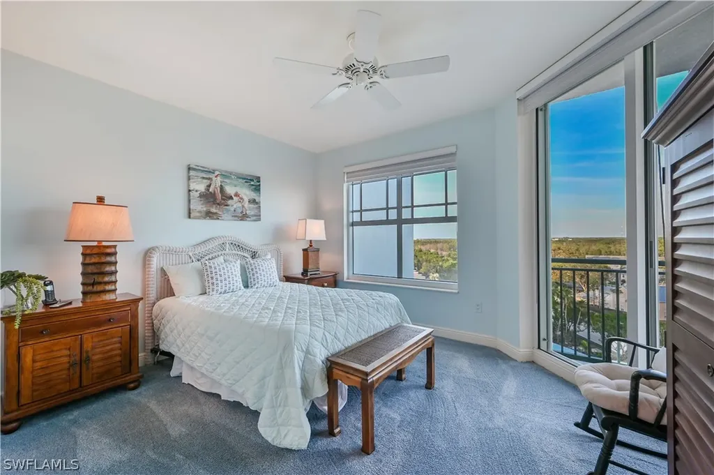 455 Cove Tower Drive Naples FL 34110