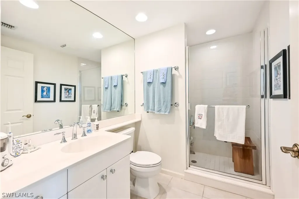 455 Cove Tower Drive Naples FL 34110
