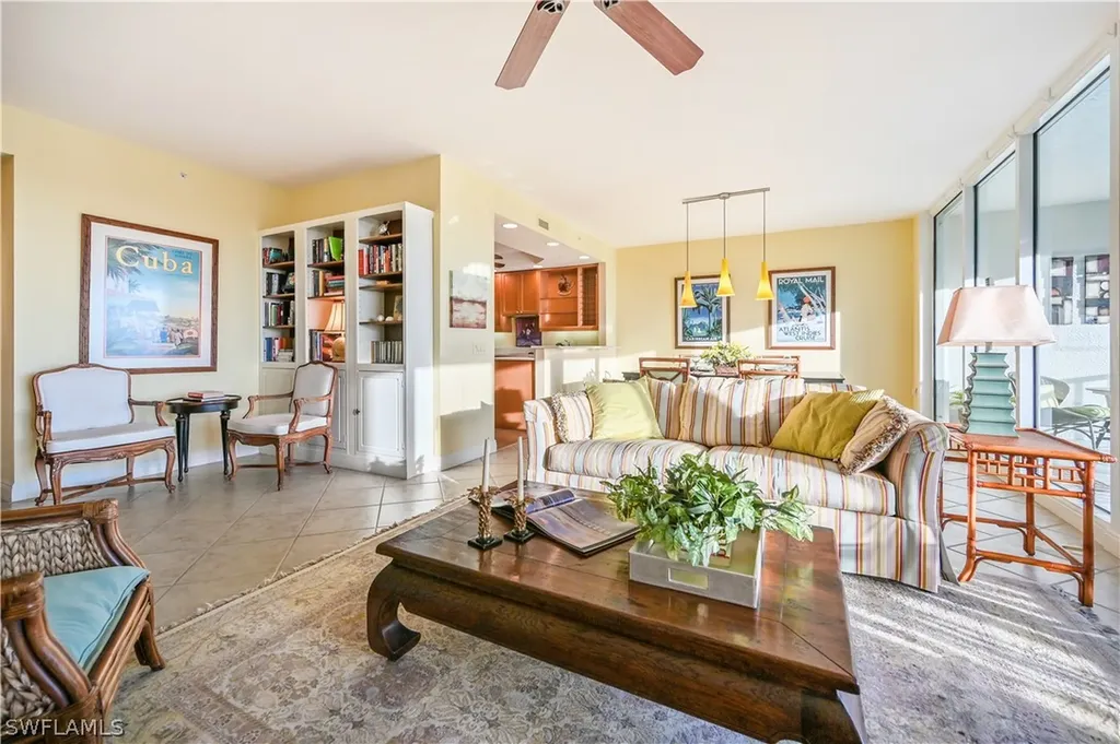 455 Cove Tower Drive Naples FL 34110