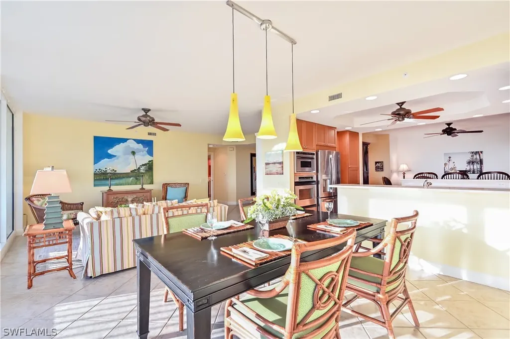 455 Cove Tower Drive Naples FL 34110