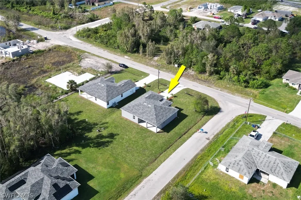 3211 40th Street SW Lehigh Acres FL 33976