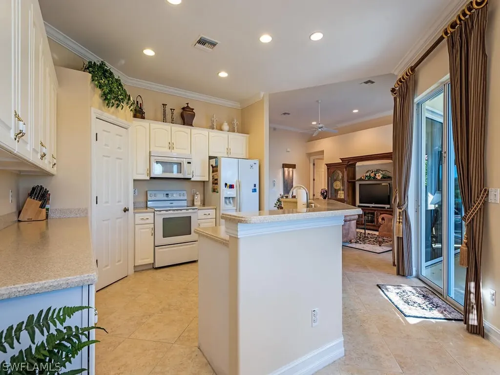 6961 Bent Grass Drive Naples FL 34113