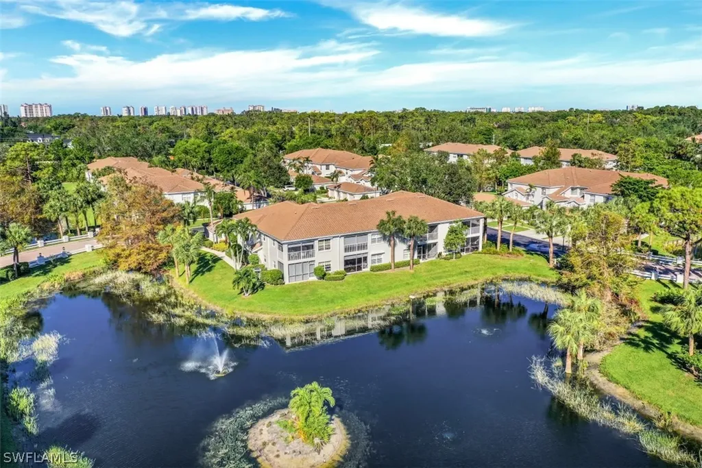 6940 Satinleaf Road N Naples FL 34109