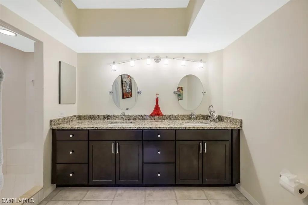6940 Satinleaf Road N Naples FL 34109