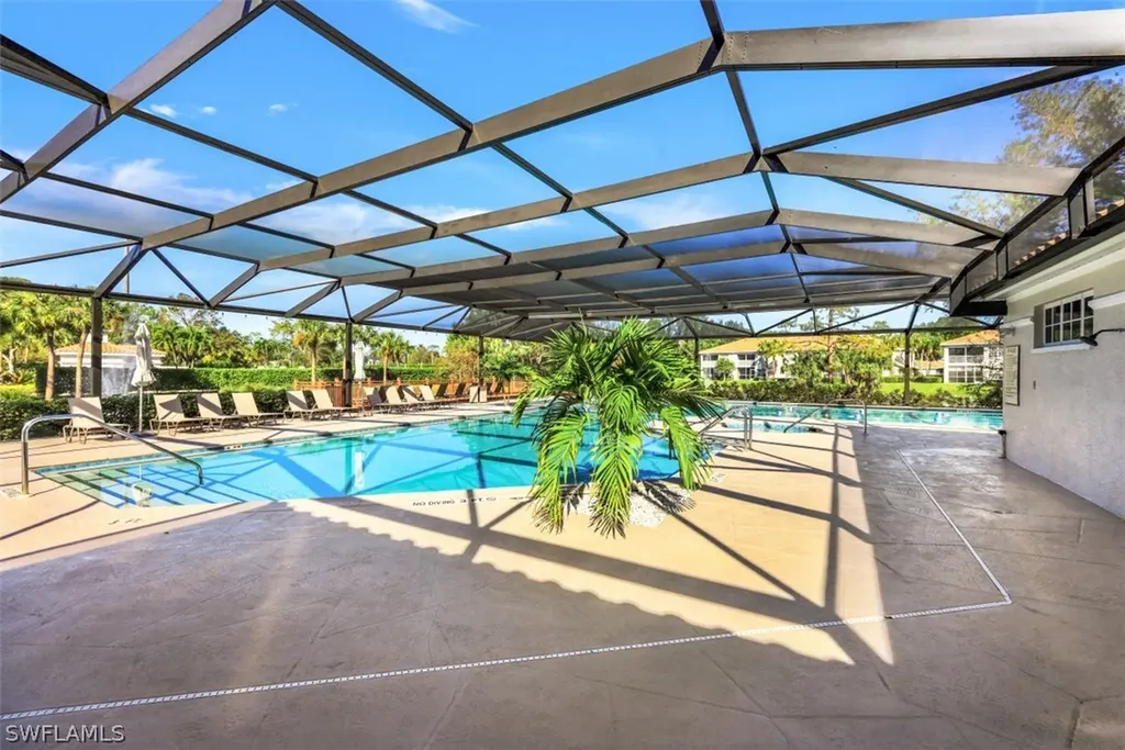 6940 Satinleaf Road N Naples FL 34109