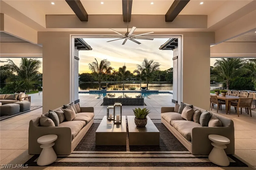 317 West Street Naples FL 34108
