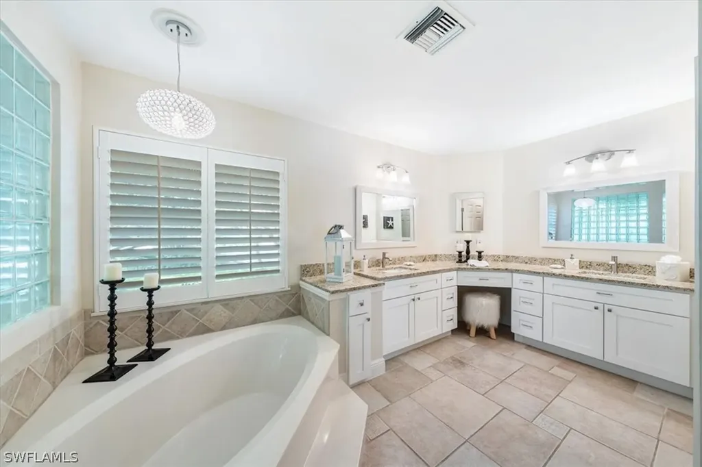 7133 Mill Run Circle Naples FL 34109