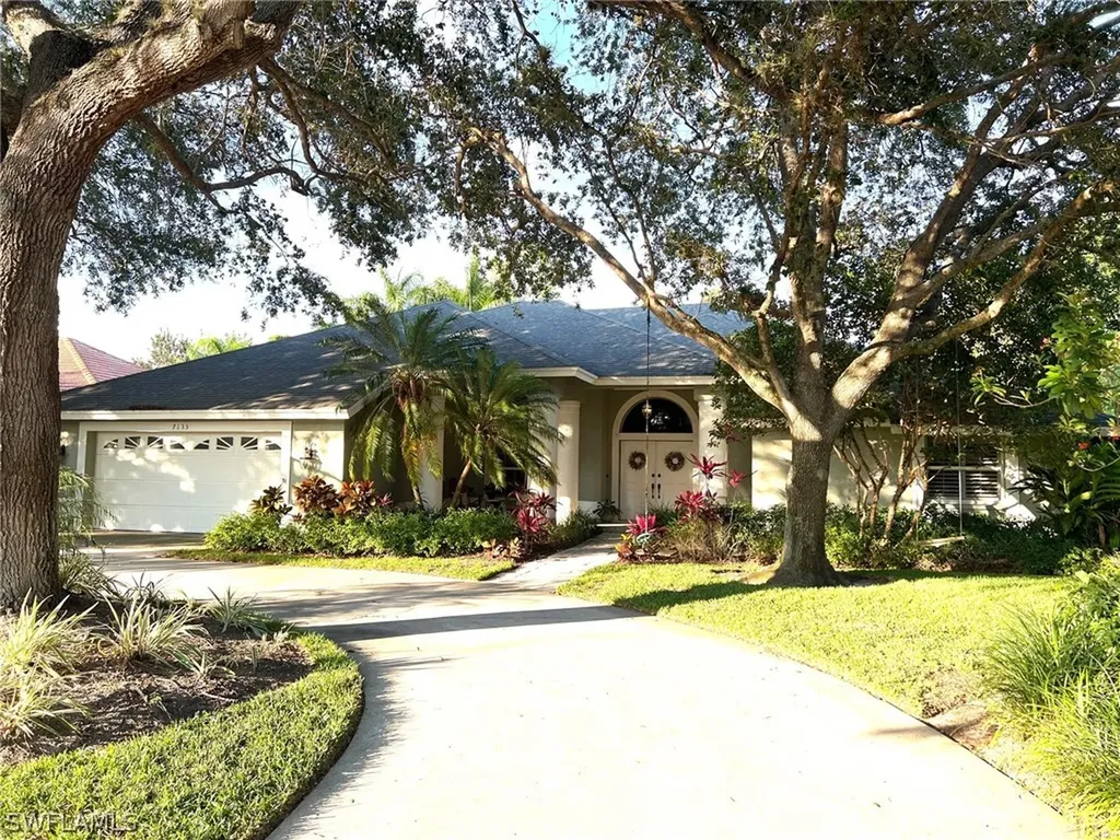 7133 Mill Run Circle Naples FL 34109